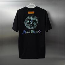ルイヴィトン 偽物 モノグラムフラワーバックプリントTシャツ 虹色ロゴ＆ラグジュアリー LOUIS VUITTON