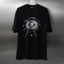 話題 Gucc1 スーパーコピー アイモチーフグラフィックTシャツ スピリチュアルアート おすすめ Gucc1