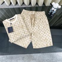 ルイヴィトン 偽物 総柄デザイン半袖トップス＆ハーフパンツセット クラシック セット LOUIS VUITTON