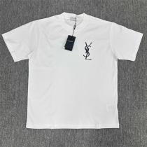 YSL スーパーコピー Tシャツ ロゴプリント入り半袖カットソー モノグラム 綿素材 2色展開 メンズ サンローラン