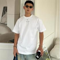プラダ スーパーコピー Tシャツ MILANOロゴデザイン クラシックラウンドネック半袖カットソー PRADA