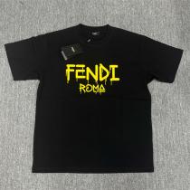 FENDI コピー Tシャツ ストリート風ドリップロゴプリント入り モード感漂う個性派 2色展開 フェンディ