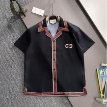 Gucc1 スーパーコピー シャツ トリコロールライン×胸元ロゴ刺繍 半袖オープンカラー 2色展開 Gucc1