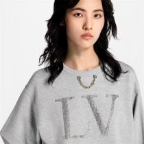 LOUIS VUITTON コピー トレーナー LVロゴ リント クラフトネックアクセントスウェット ルイヴィトン