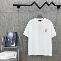 ルイヴィトン 偽物 Tシャツ メンズ ブラック モノグラムロゴ刺繍入り 半袖 クルーネック LOUIS VUITTON