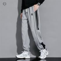 クロムハーツ 偽物 個性派ライン切替 スポーツスウェットパンツ カラーアクセント入り 2色展開 CHROME HEARTS