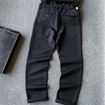 MONCLER 偽物 洗練テーパードカット スウェットパンツ ブラックフォーマルカジュアル モンクレール