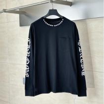 CHROME HEARTS 偽物 長袖Tシャツ ゴシックロゴ刺繍入り モノトーンデザイン ストリート クロムハーツ