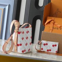 ルイヴィトン スーパーコピー ショルダーバッグ チェリープリントキャンバス  ポーチ付き バケット LOUIS VUITTON