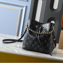 ルイヴィトン 偽物 バケットバッグ シャドウ ブラックレザー仕様 チェーン＆ドローストリング LOUIS VUITTON