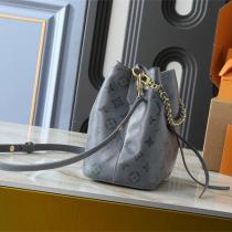 ルイヴィトン 偽物 バケットバッグ シャドウ ブラックレザー仕様 チェーン＆ドローストリング LOUIS VUITTON
