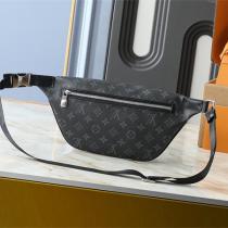 ルイヴィトン 偽物 ボディバッグ シャドウ グリーンアクセント スポーティクロスベルト ウエスト LOUIS VUITTON