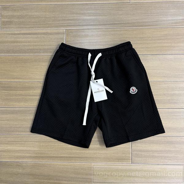  MONCLER 偽物 ロゴワッペン付き ハイエンドカジュアル ハーフパンツ 立体パターンショーツ モンクレール