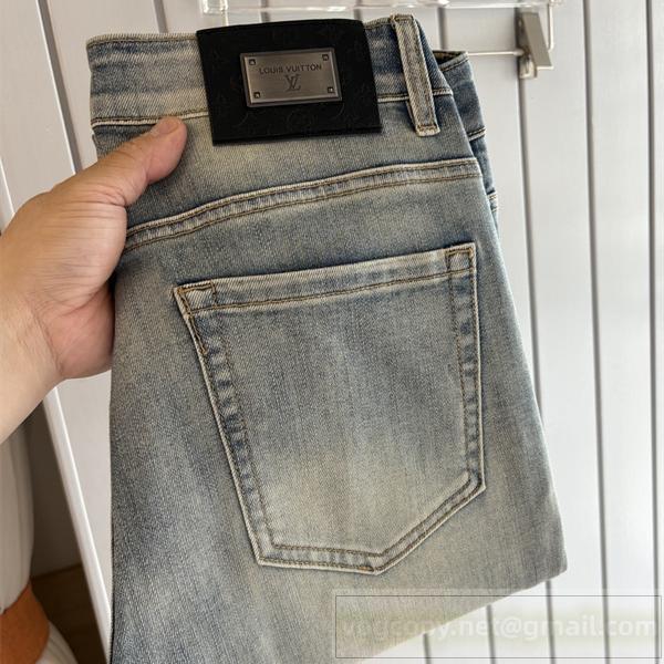 LOUIS VUITTON 偽物  ジーンズ メタルプレート×モノグラムパッチ ヴィンテージウォッシュ ルイヴィトン