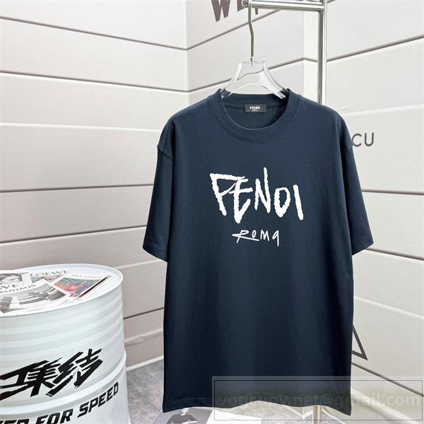  FENDI スーパーコピー Tシャツ ローマロゴ手書き風デザイン クラシック カジュアルモード系 フェンディ