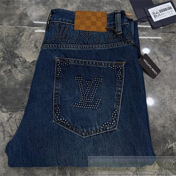 ルイヴィトン 偽物 デニムボトムス 個性・洗練・高級・美脚・重厚 LVロゴ装飾 LOUIS VUITTON