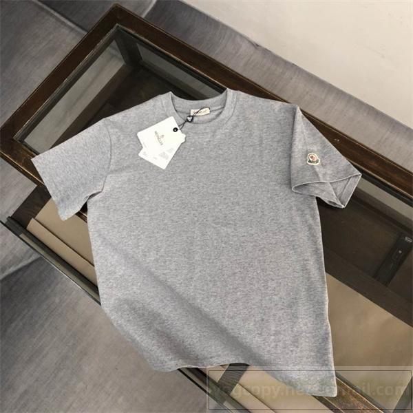 MONCLER 偽物 着回し抜群 ベーシックロゴ Tシャツ 洗練された 万能アイテム モンクレール