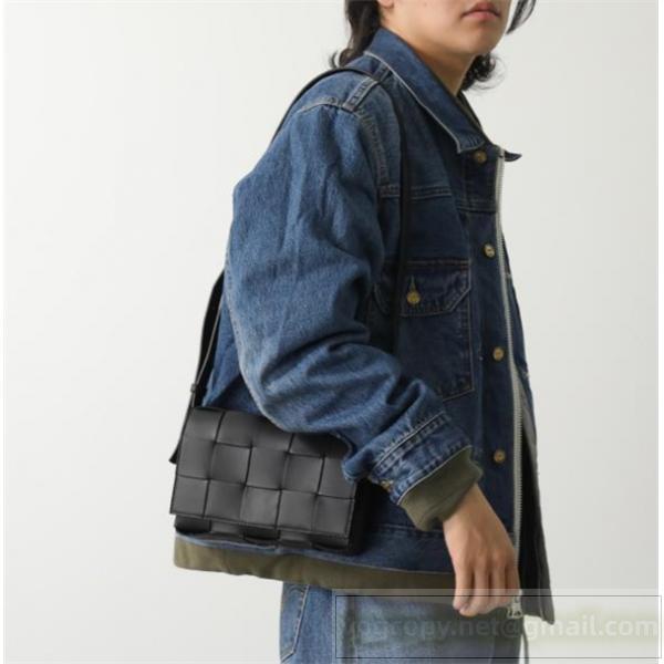 男女OK新作ボッテガヴェネタショルダーバッグコピー BOTTEGA VENETA  CASSETTE 578004 VMAY1