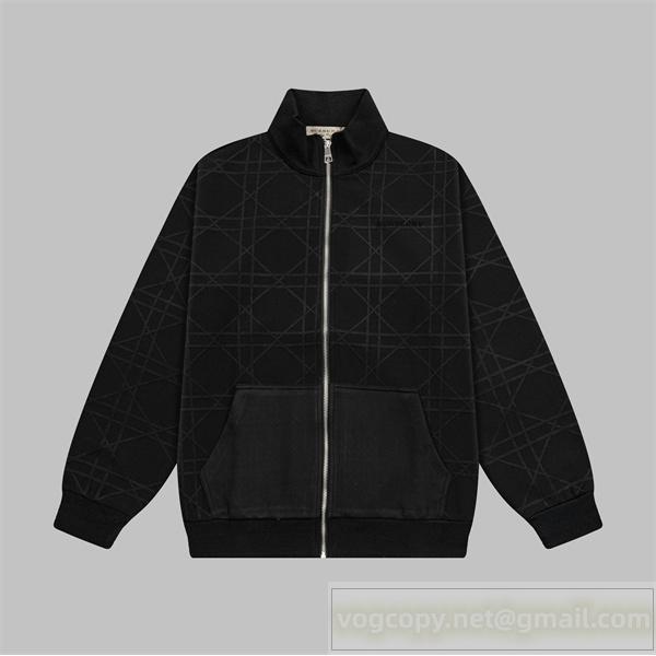 BURBERRY コピー ジャケット クラシック ロゴデザイン エレガント モダン バーバリー