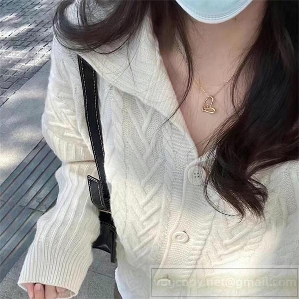 ルイヴィトン コピー ネックレス オープンハート モノグラムチャーム ゴールドチェーン LOUIS VUITTON