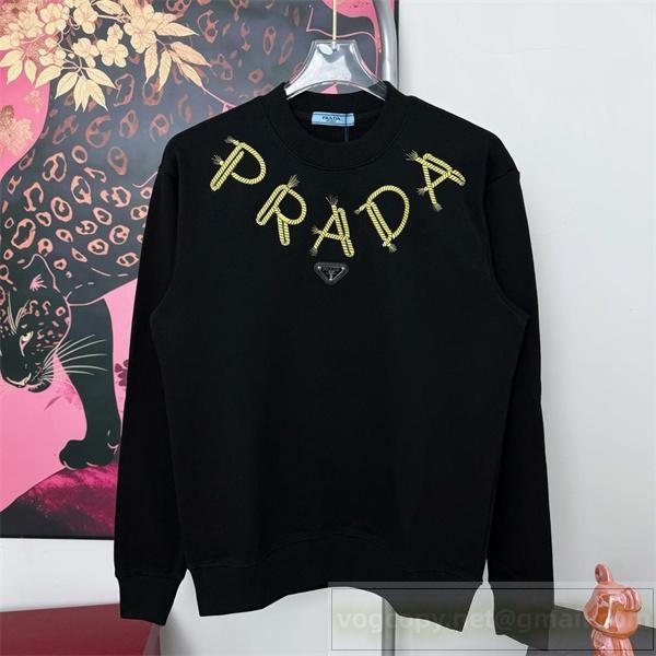モード系 PRADA 偽物 スウェットシャツ ロゴ刺繍＆トライアングルパッチ お洒落 プラダ