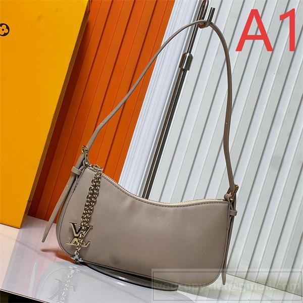 LOUIS VUITTON 偽物 ショルダーバッグ モノグラム レザーチェーン付き モード系 ルイヴィトン