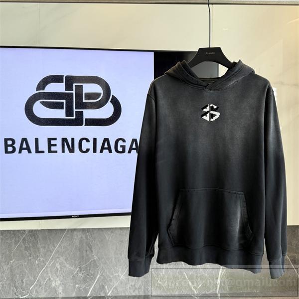注目 Balenciaga スーパーコピー パーカー モード系 ロゴ ミニマル 期間限定 バレンシアガ