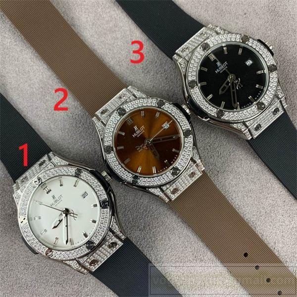 男女問わずウブロ 時計コピーHUBLOT腕時計新作ビッグ・バンのバリエーション 38mm人気定番