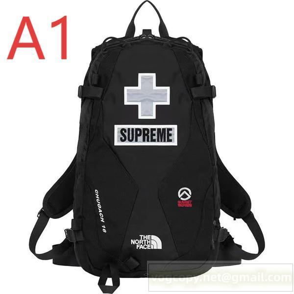 シュプリーム コピー スタイリッシュ 快適 バックパック コラ ノースフェイス SUPREME