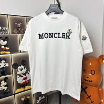 モンクレール 偽物 ロゴワッペン付き クラシックコットンTシャツ ベーシックデザイン MONCLER