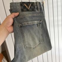  LOUIS VUITTON スーパーコピー ジーンズ チェッカーパッチ×Vロゴデザイン 期間限定 ルイヴィトン