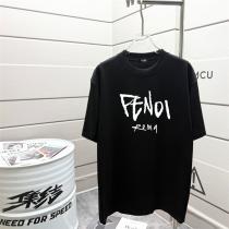  FENDI スーパーコピー Tシャツ ローマロゴ手書き風デザイン クラシック カジュアルモード系 フェンディ