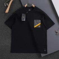 フェンディ 偽物 Tシャツ モノグラムポケット付き ホワイトコットン 半袖 メンズカジュアル FENDI
