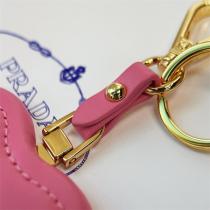 PRADA MILANOプラダキーホルダーコピー2026人気ハート型チャーム付きキーホルダー高級感上質なレザー