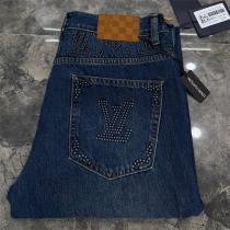 ルイヴィトン 偽物 デニムボトムス 個性・洗練・高級・美脚・重厚 LVロゴ装飾 LOUIS VUITTON