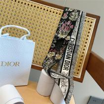 DIOR 偽物 スカーフ ブラック×ピンク ヴィンテージ花柄 モノトーンロゴバンド ディオール
