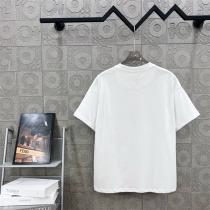 フェンディ スーパーコピー Tシャツ フライドポテト刺繍 HOT,TASTYロゴ ポップアート風 FENDI