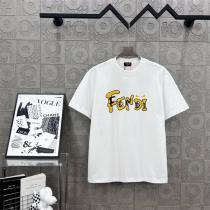 FENDI スーパーコピー Tシャツ モンスターアイ×ポップロゴ グラフィックプリント 着心地抜群 フェンディ