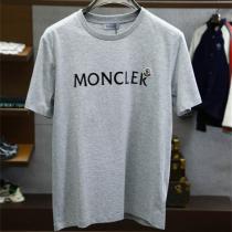 MONCLER 偽物 季節問わず大活躍する 人気定番ロゴ Tシャツ ワッペンで差がつく モンクレール