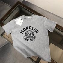 MONCLER スーパーコピー ヴィンテージ風 ボクシングロゴ Tシャツ 存在感抜群 モンクレール