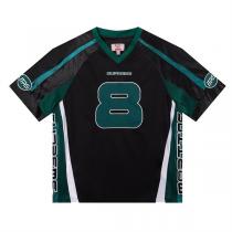  SUPREME 偽物 スポーティー映え ナンバリングロゴ Tシャツ 存在感抜群 シュプリーム
