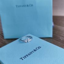 Tiffany&Co スーパーコピー 指輪 Tワイヤー ダイヤモンド ホワイトゴールド ティファニー