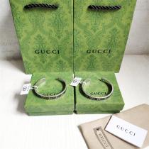 Gucc1 コピー ブレスレット インターロッキングG エングレービング シルバーバングル Gucc1