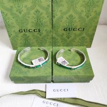 Gucc1 コピー 高級感溢れる エメラルドグリーン GGロゴ シルバーエッジ ブレスレット Gucc1