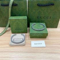 Gucc1 スーパーコピー 高級 アンティークシルバー GGロゴ グリークキー ブレスレット Gucc1