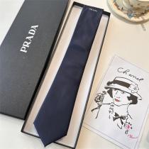PRADA スーパーコピー ネクタイ 高級 ミニマル シルク ソリッド 洗練 フォーマル モード系 プラダ