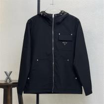 入手困難 PRADA スーパーコピー ナイロンパーカー シンプルポケットデザイン  プラダ
