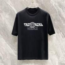 VERSACE スーパーコピー 快適 メジオメトリック 注目 ラグジュアリーTシャツ ヴェルサーチ