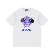  ヴェルサーチ スーパーコピー 本格派 メデューサプリント ラグジュアリー Tシャツ VERSACE