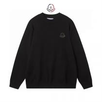 MONCLER 偽物 セーター 定番ロゴ  胸元アクセント ベーシック カジュアル モンクレール